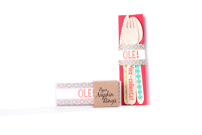 napkin and cutlery holder that says Ole!